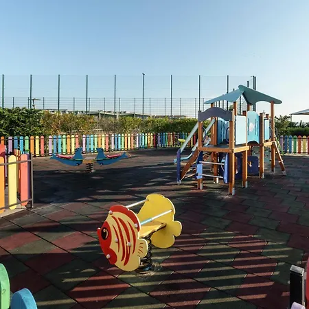 호텔 Alua Helios Bay 오브조르