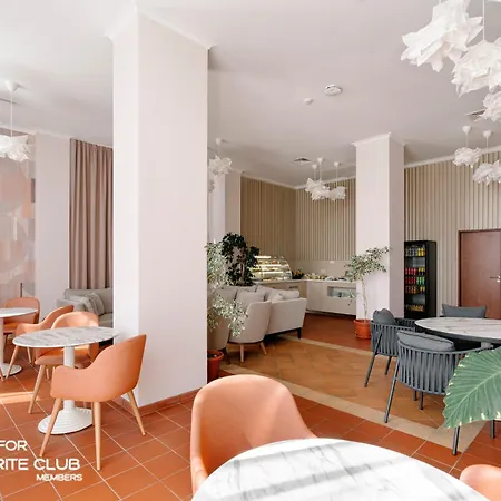 فندق Alua Helios Bay ابزور