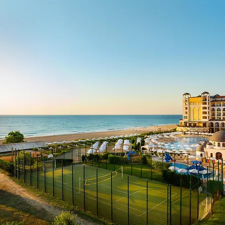 Alua Helios Bay