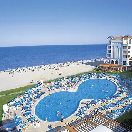 Alua Helios Bay ابزور