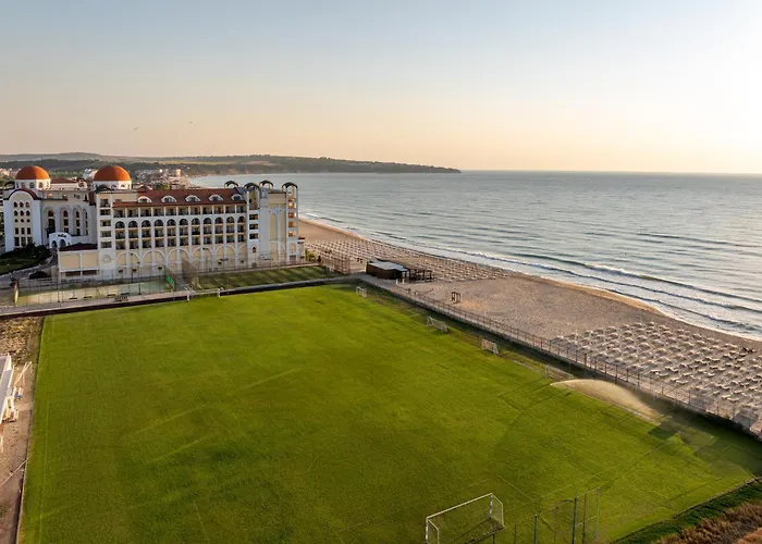 Alua Helios Bay Hotel 4*