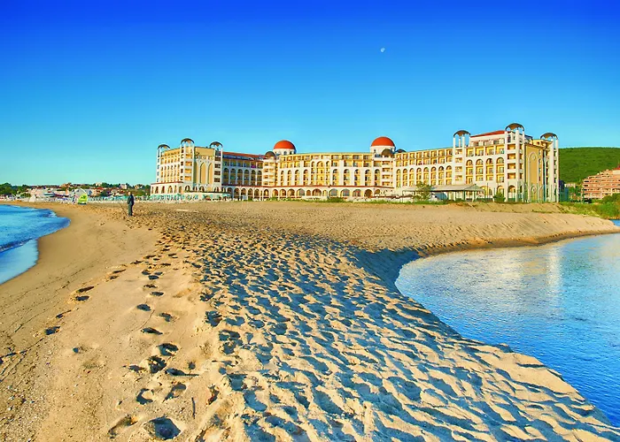 Alua Helios Bay Hotel